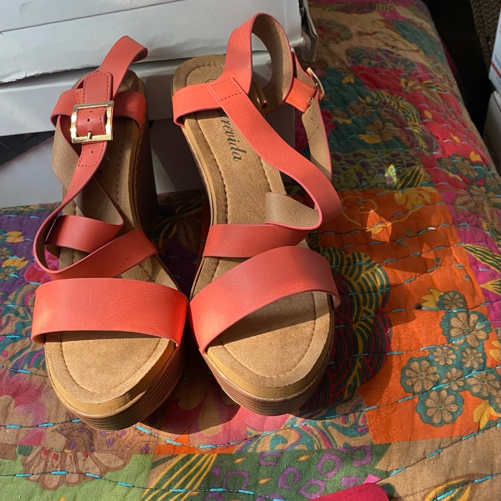 WEDGES NWOB